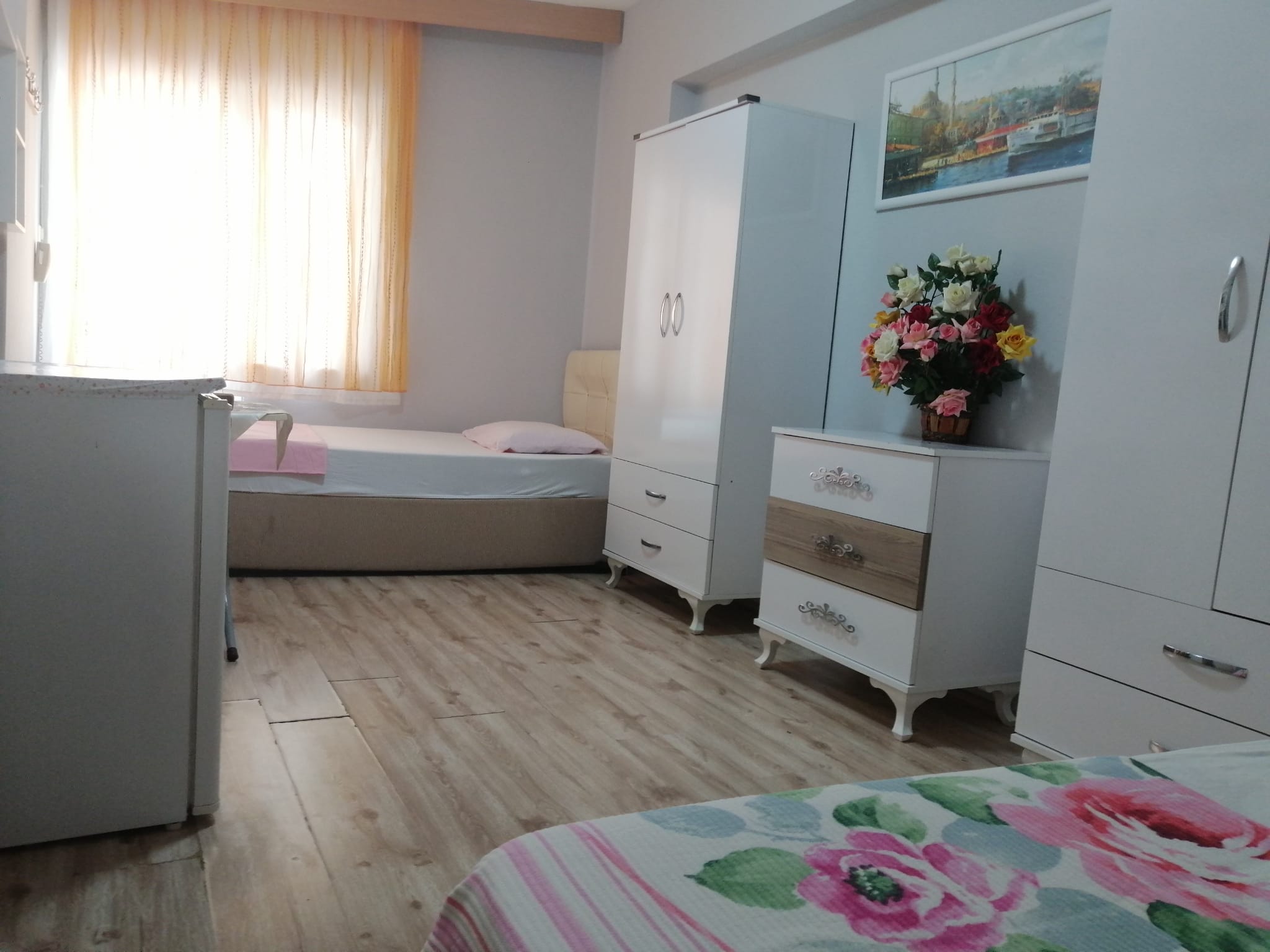 Özel 18 Mart Kız Öğrenci Yurdu öğrenci odası